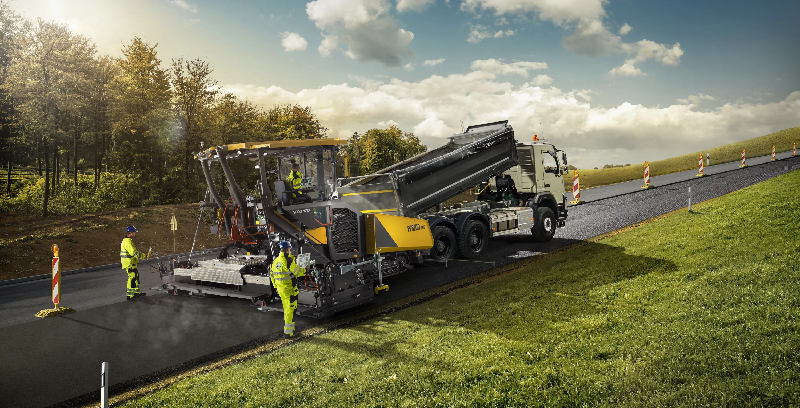 новый асфальтоукладчик Volvo